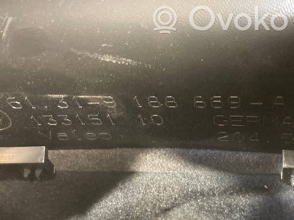 Stūres ass dekoratīvā apdare