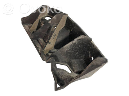 Aizmugurējā bufera montāžas kronšteins