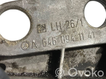 Air filter box holder