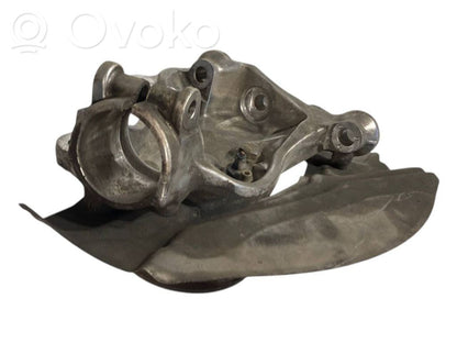 Priekšējā riteņa rumbas vārpstas šarnīrs (stupica, capfa)