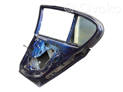 Aizmugurējās durvis