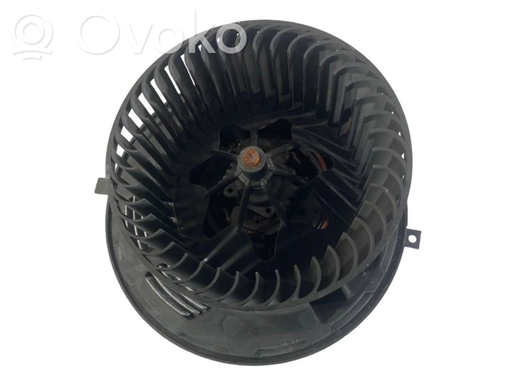 Mazā radiatora ventilators