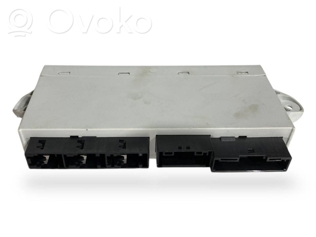 Durvju vadības bloks