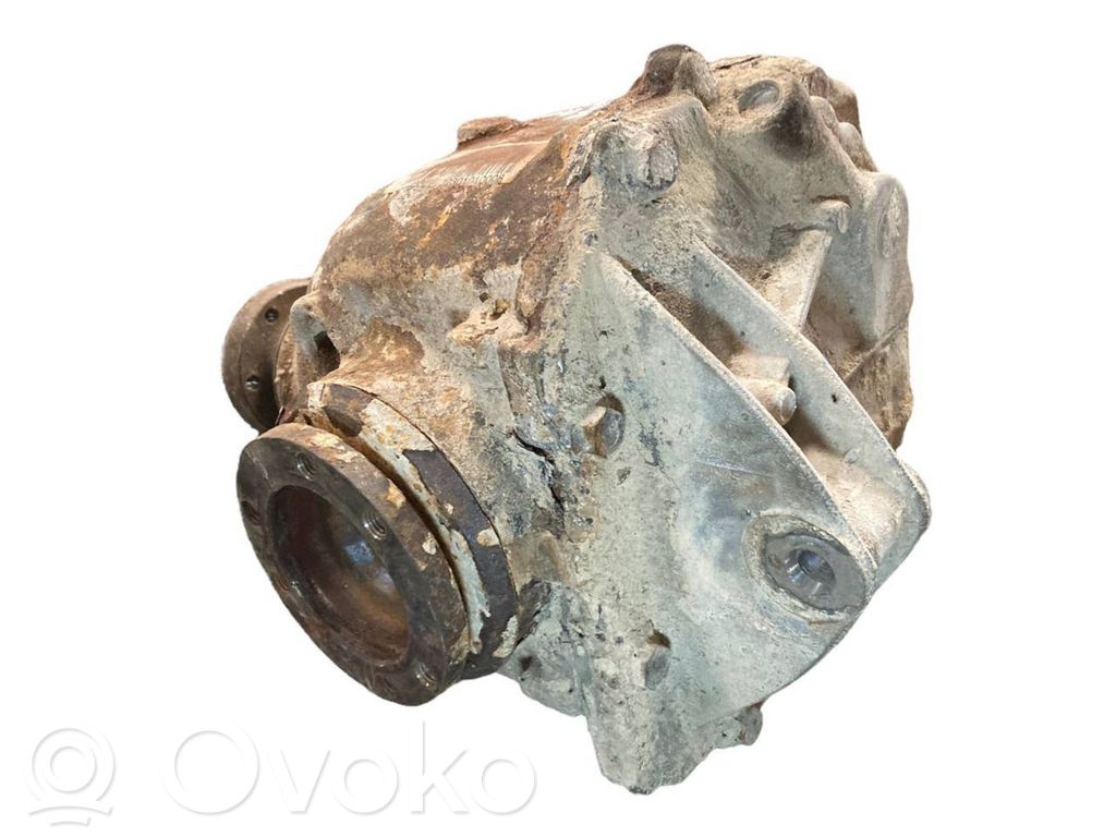 Aizmugurējais reduktors