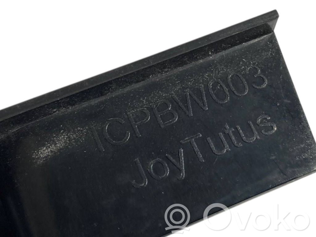 Glāžu turētājs (priekšā)