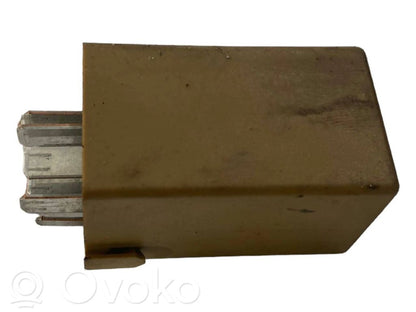 Window wiper relay