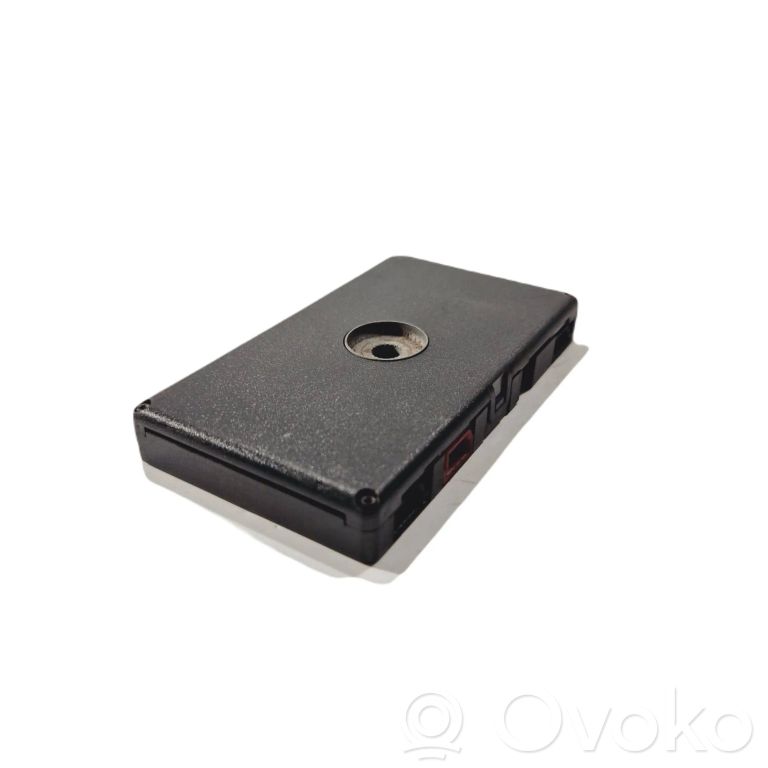 Antenna amplifier