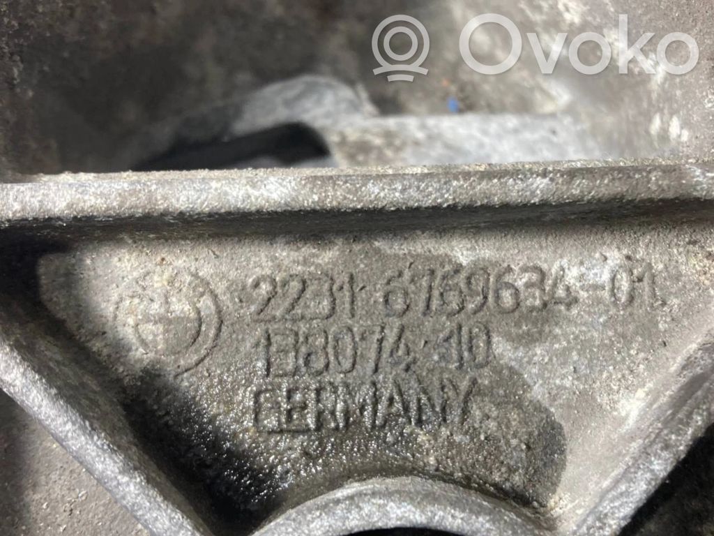 Кронштейн крепления трансмиссии