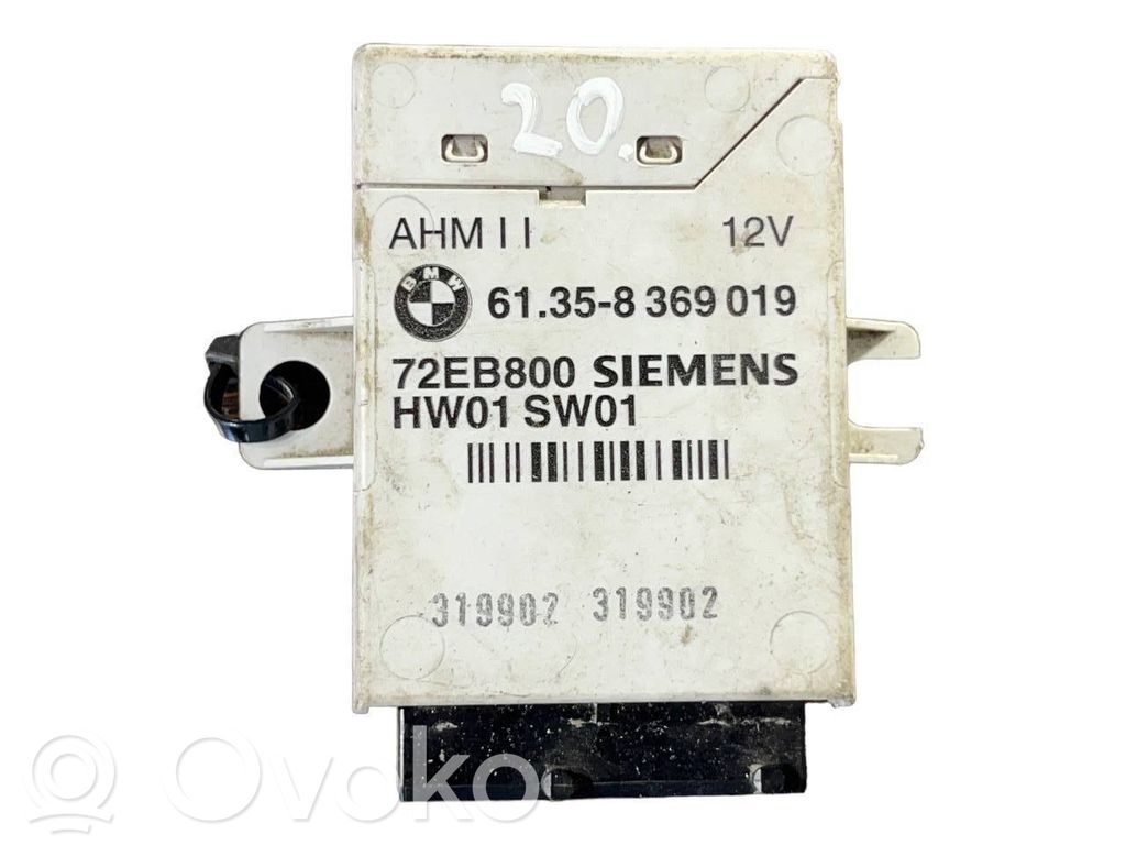 Piekabes āķa vadības bloks