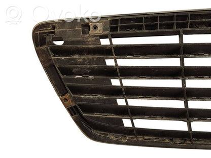 Priekšējais režģis