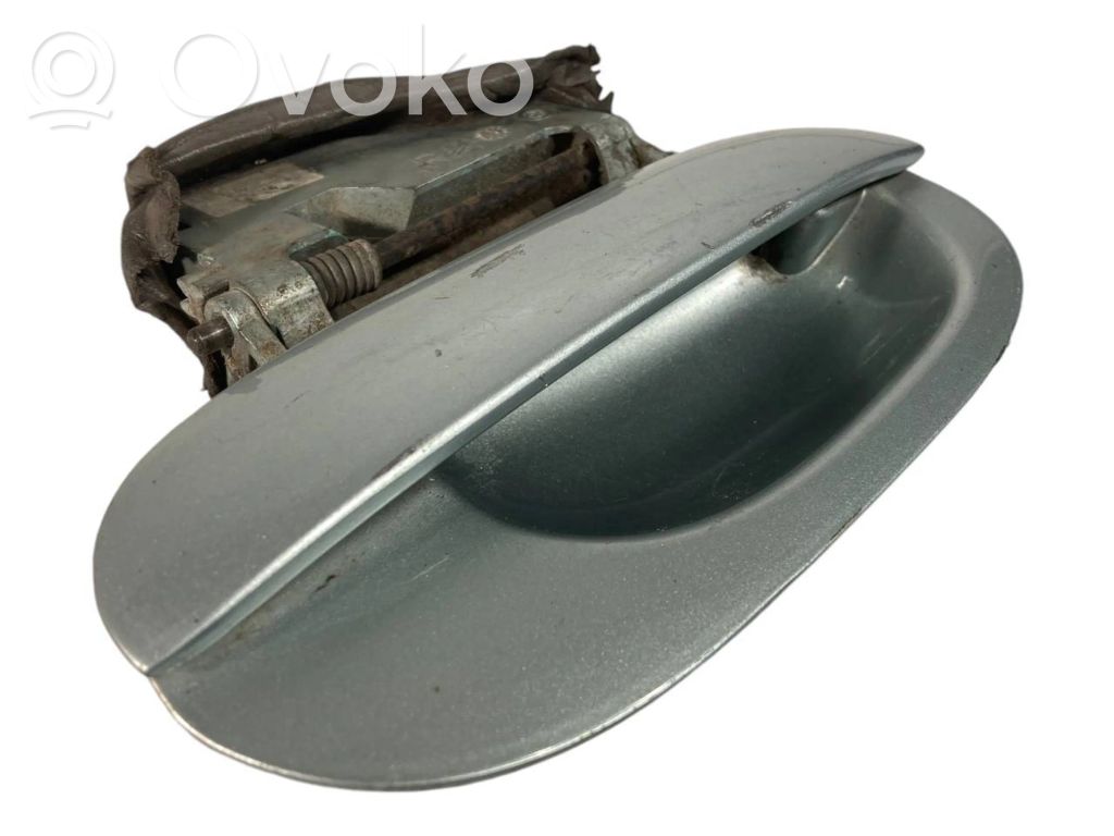 External opening handle