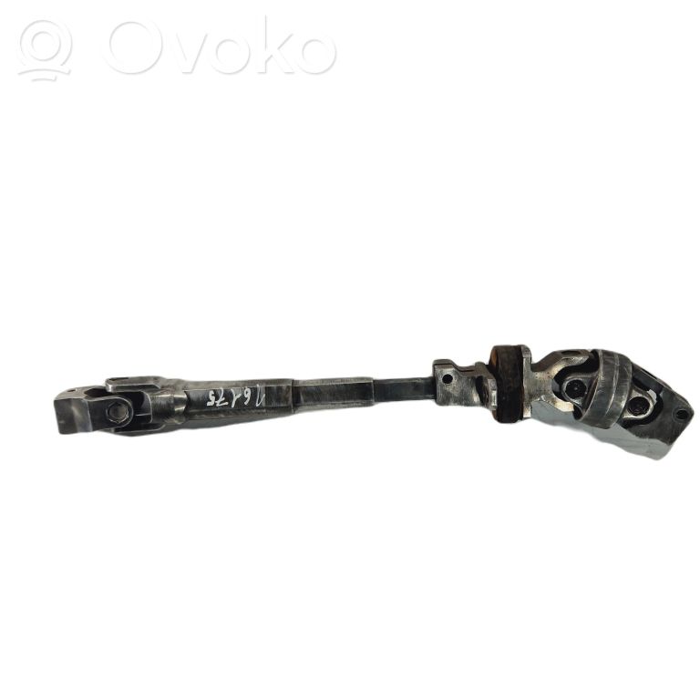 Kardāna / stūres krustsavienojums