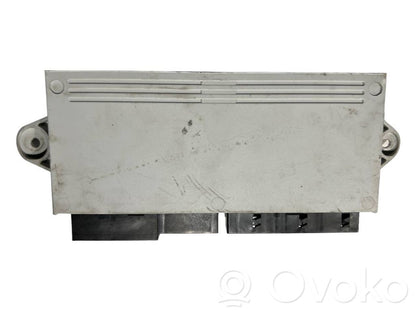 Durvju vadības bloks