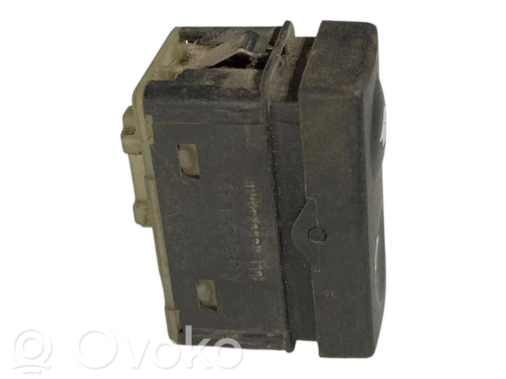 Elektrisko logu slēdzis
