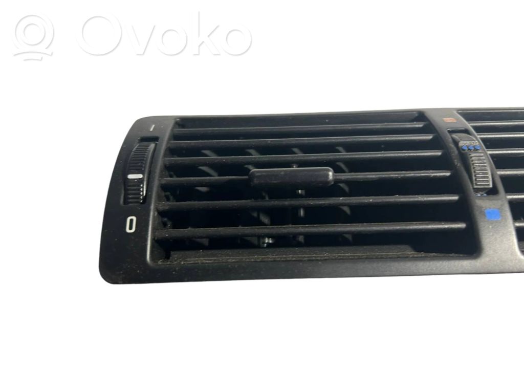 Centrālais gaisa ventilācijas režģis