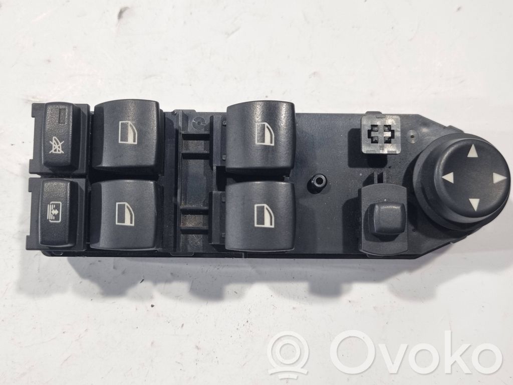 Power window switch