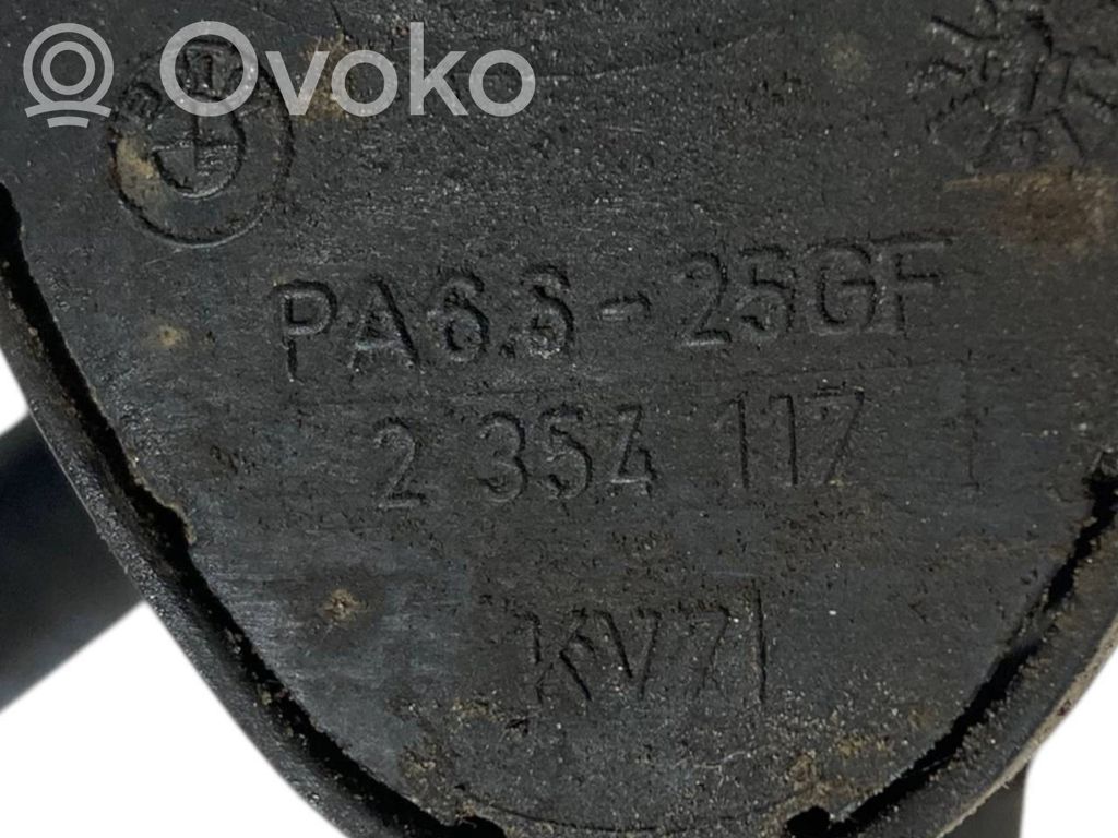 Degvielas caurulīte (-es)