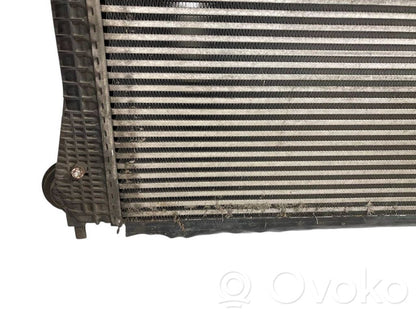 Starpdzesētāja radiators