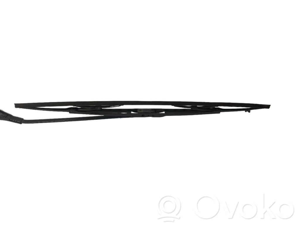 Windshield wiper arm