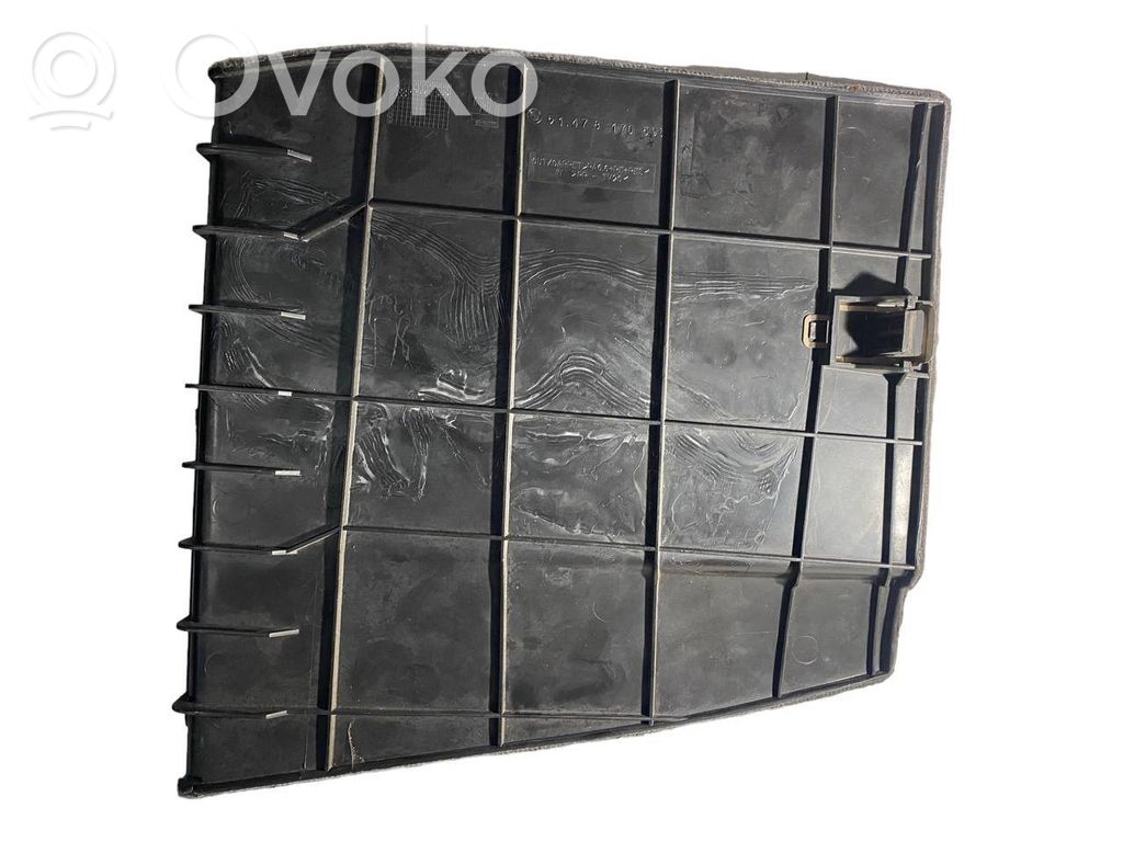 Боковая декоративная панель отделки