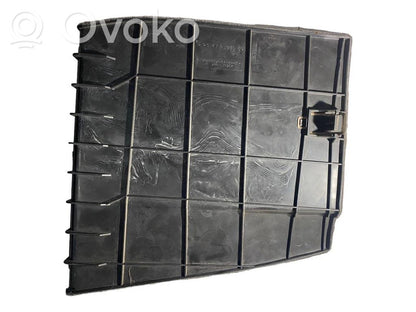 Боковая декоративная панель отделки