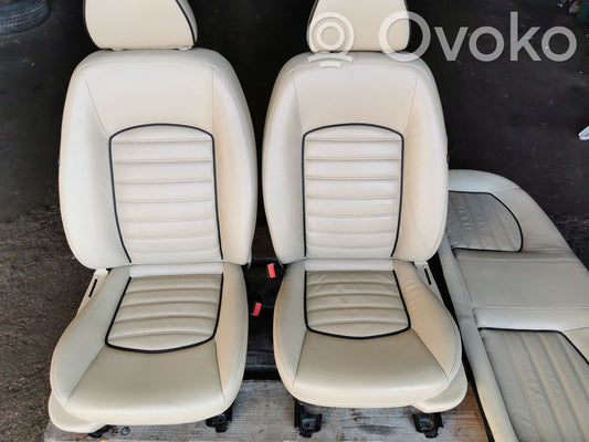 Salona daļu komplekts