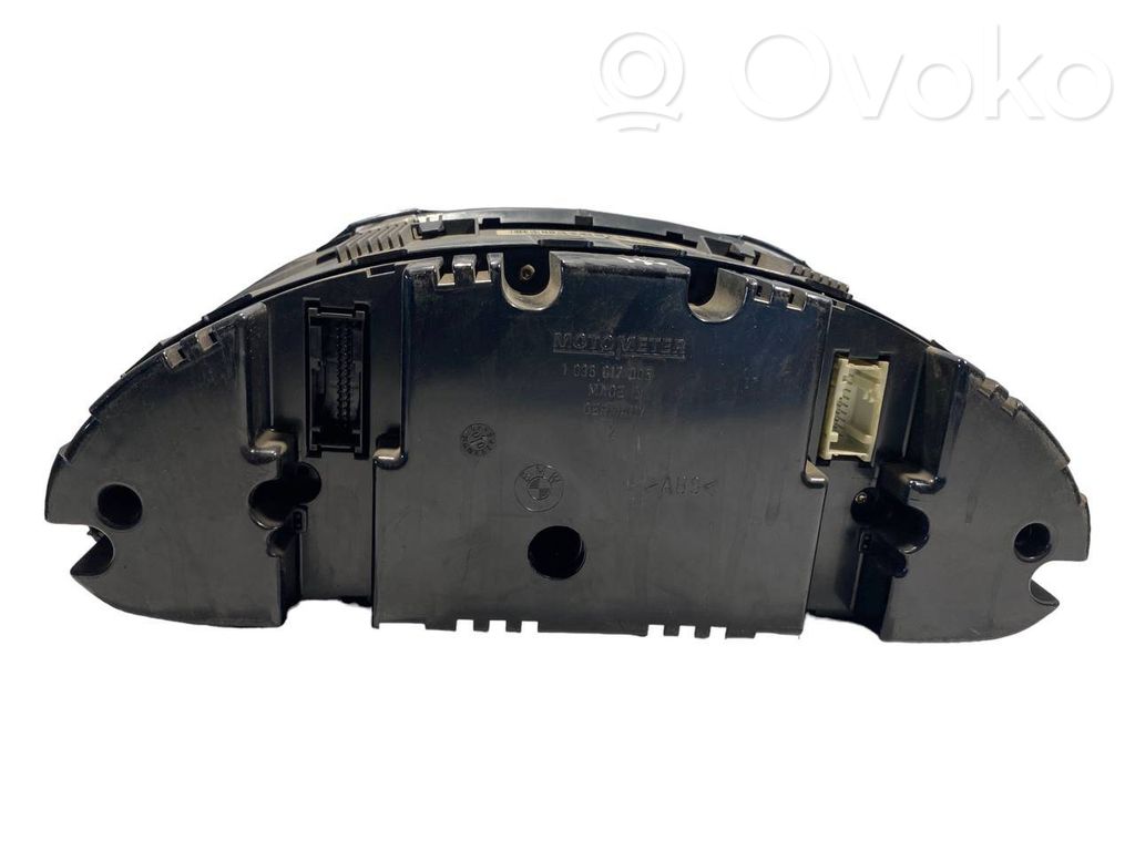 Spidometrs (instrumentu panelī)