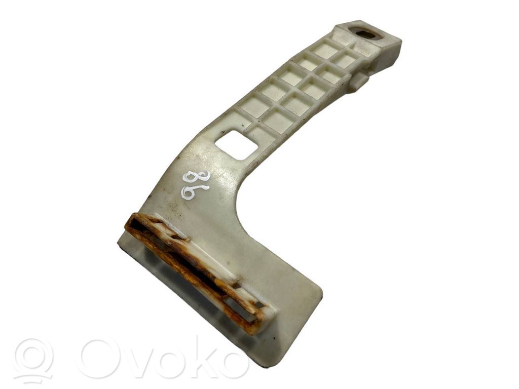 Akseleratora pedāļa turētājs