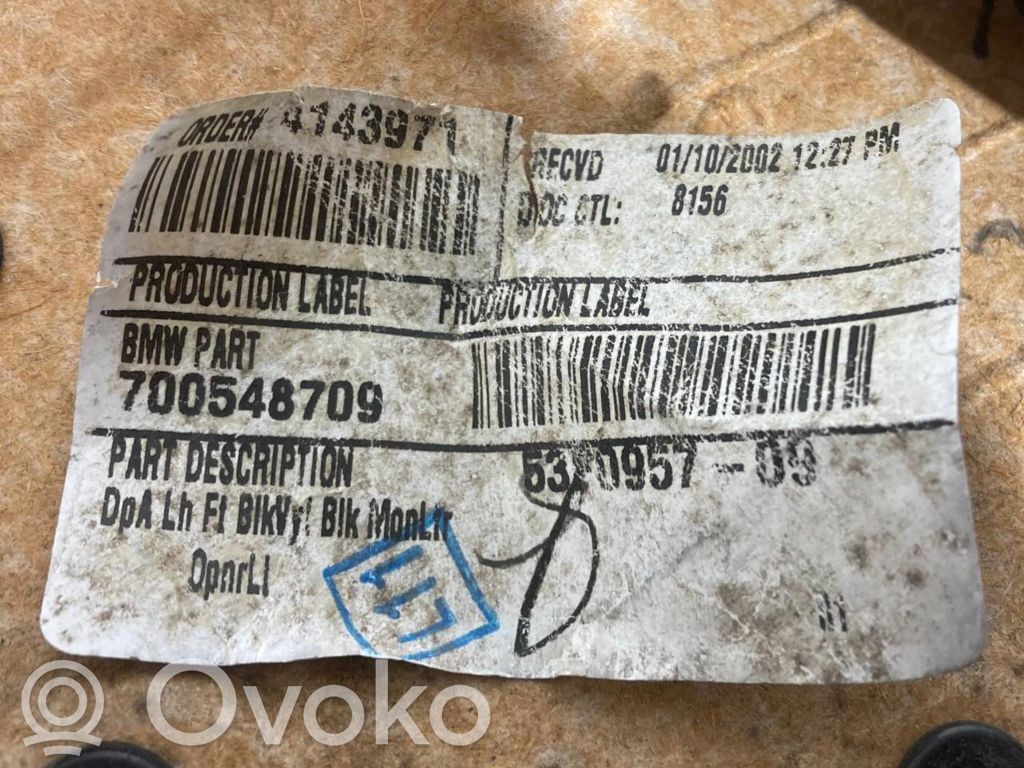 Priekšējo durvju apdare