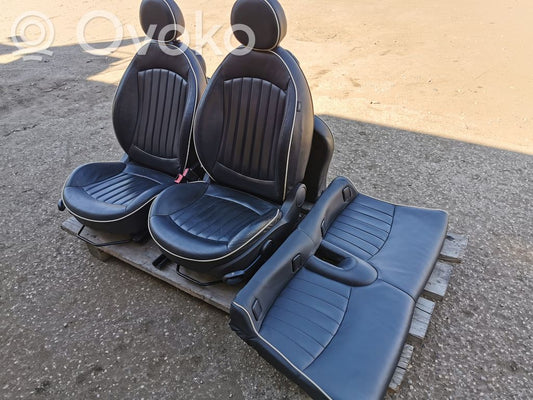 Salona daļu komplekts