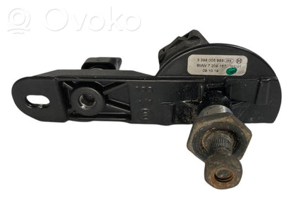 Aizmugurējā stikla tīrītāja mehānisms