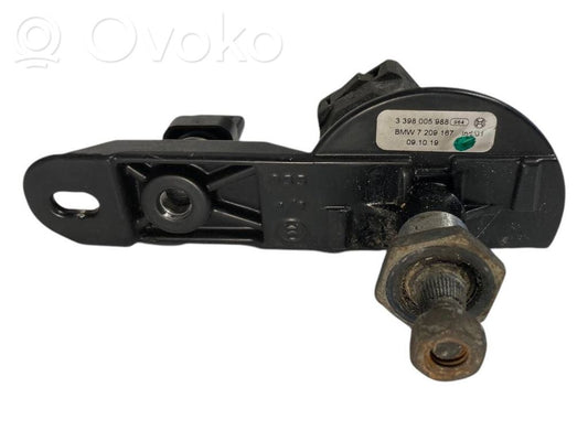 Aizmugurējā stikla tīrītāja mehānisms