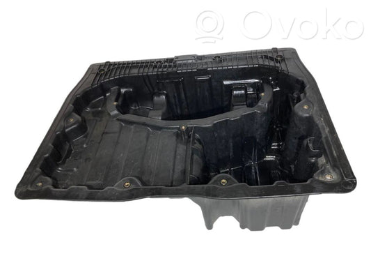 Trunk storage compartment