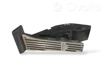 Akseleratora pedālis