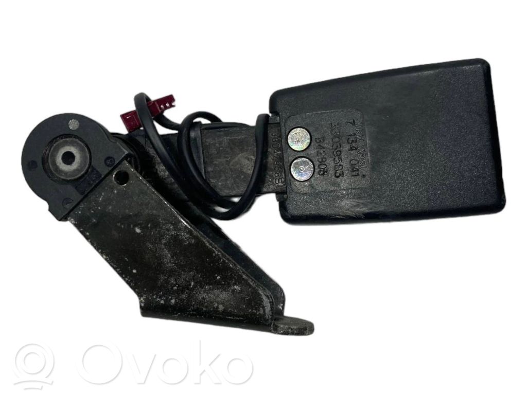 Aizmugurējās jostas sprādze