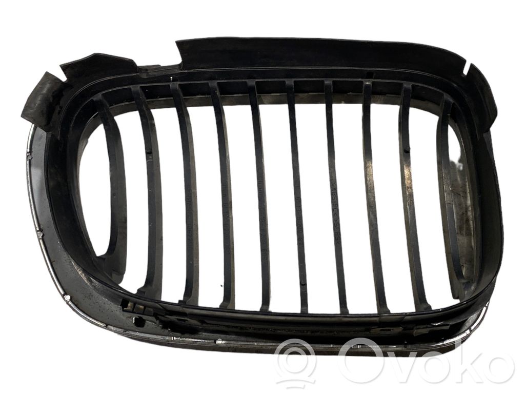 Priekšējais režģis