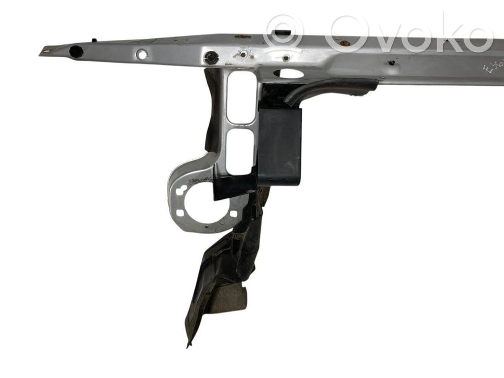 Radiatoru paneļa turētājs (televizora)