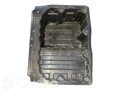 Trunk storage compartment