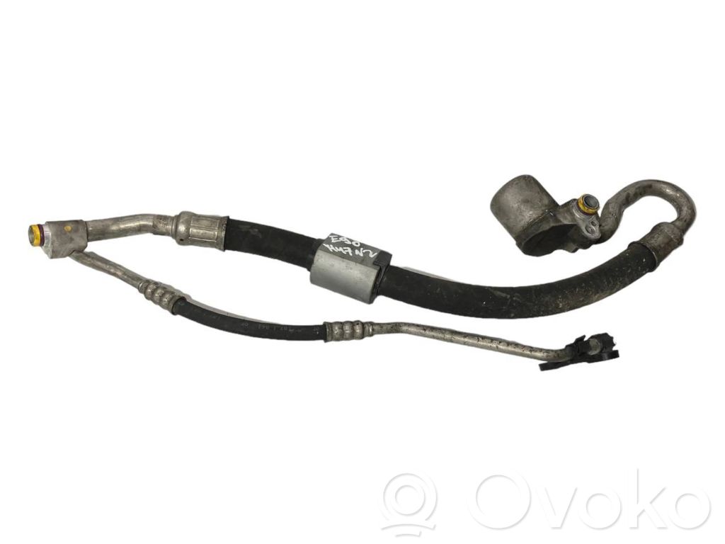 Gaisa kondicioniera caurulīte (-es) / šļūtene (-es)