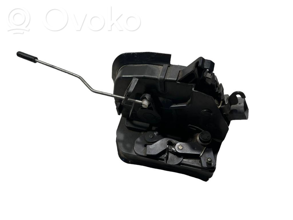 Aizmugurē slēdzene