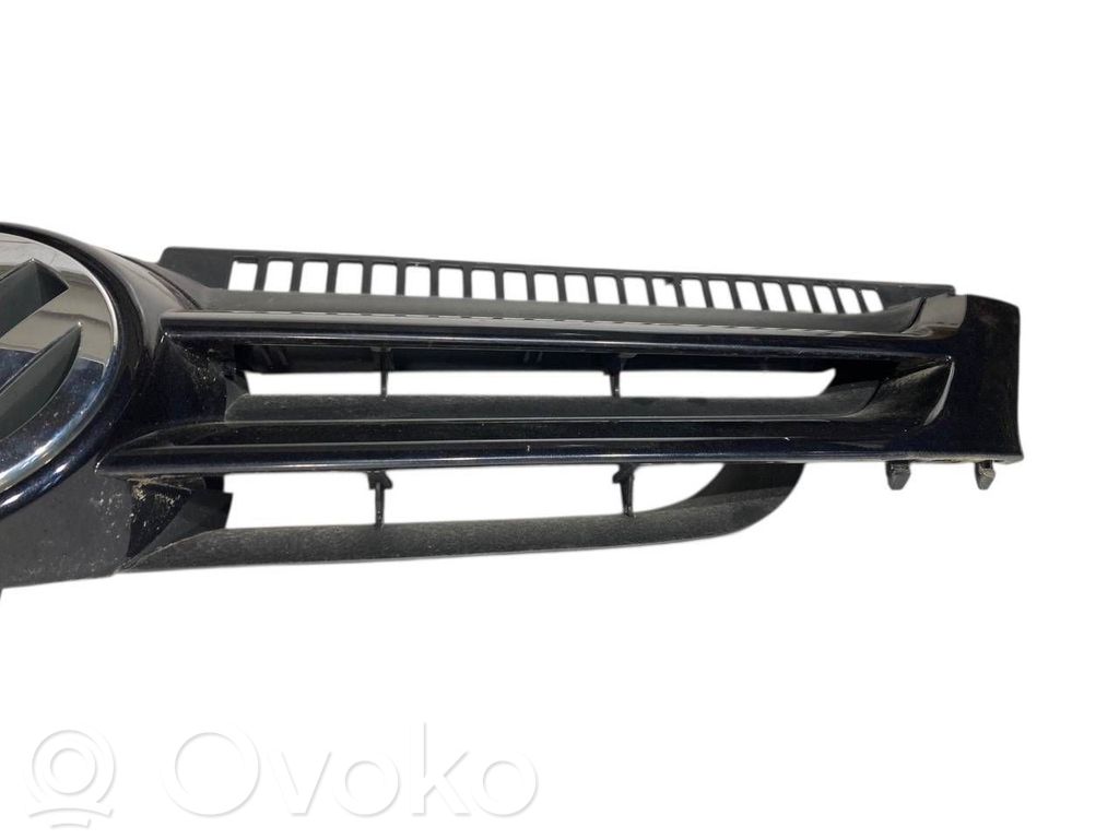 Priekšējais režģis