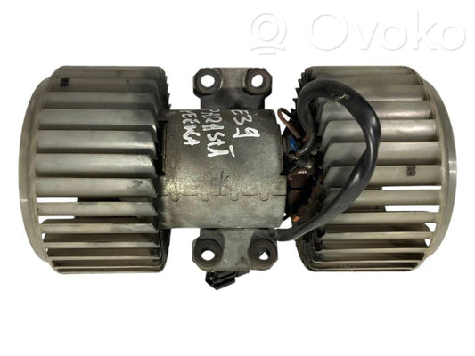 Mazā radiatora ventilators