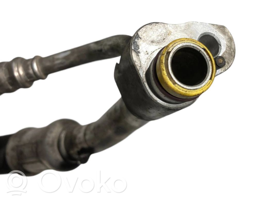 Gaisa kondicioniera caurulīte (-es) / šļūtene (-es)