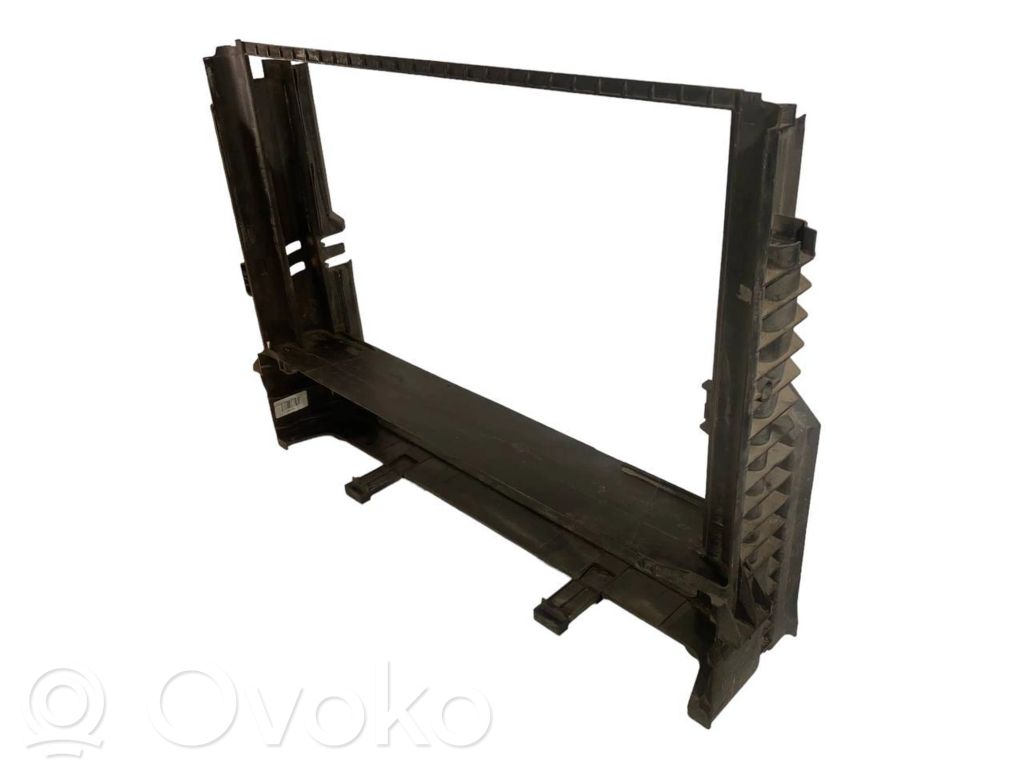 Radiatoru dekoratīvā apdare