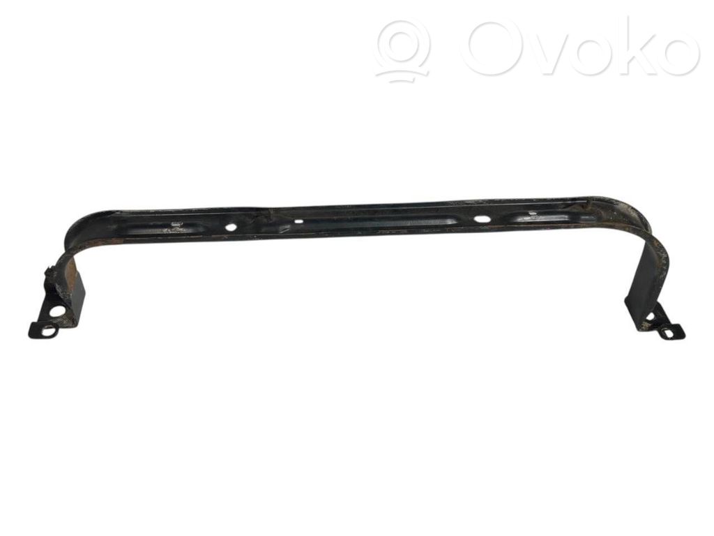 Degvielas tvertnesturētājs (-i)