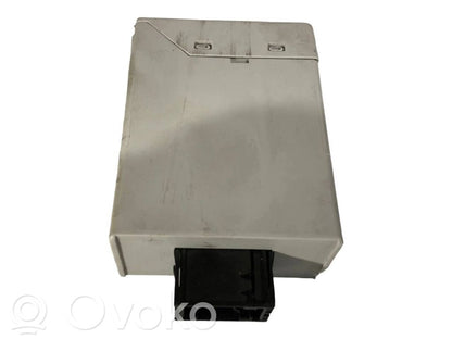 Sānu spoguļa vadības modulis