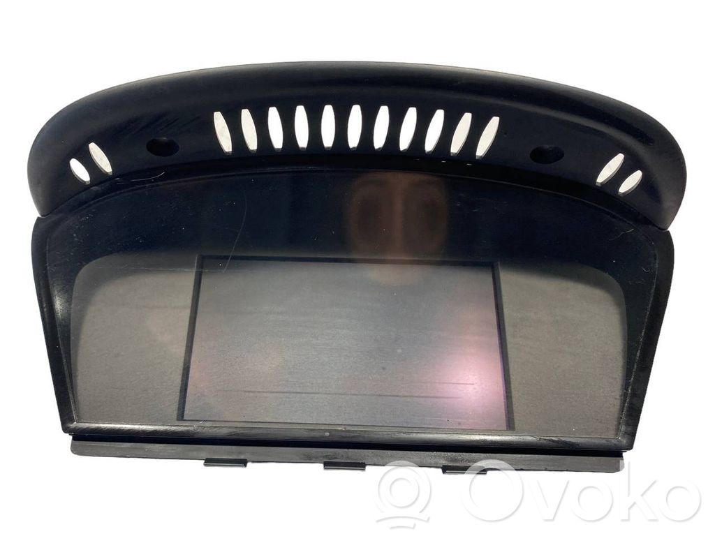 Ekrāns / displejs / mazais ekrāns