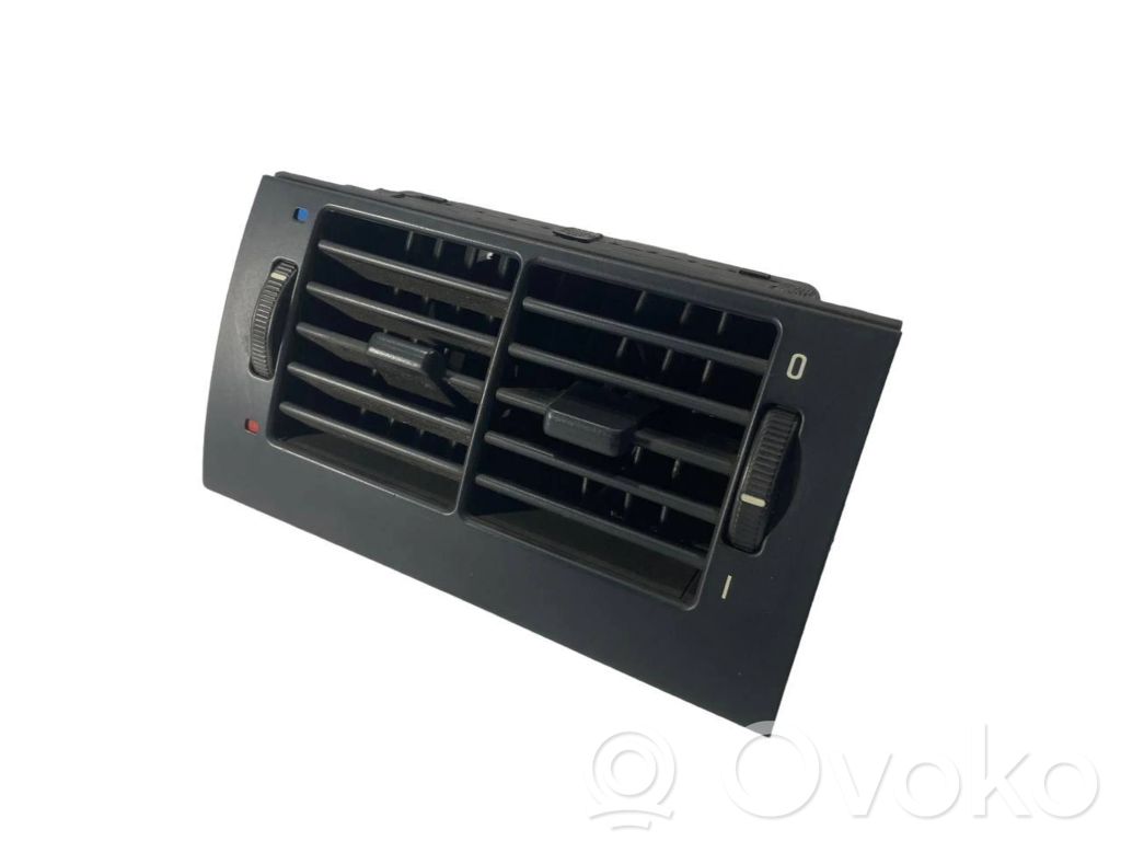 Aizmugurējā gaisa - ventilācijas reste