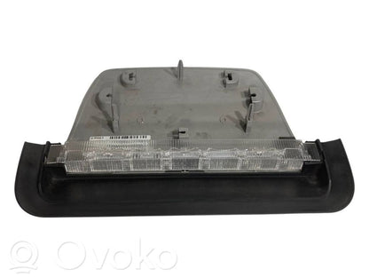 Papildu bremžu signāla lukturis