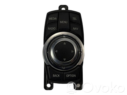 Multimediju kontrolieris